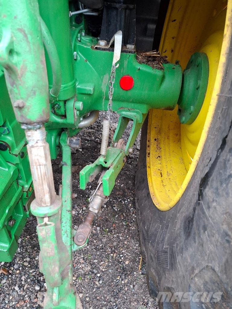 John Deere 6155R Traktoriai