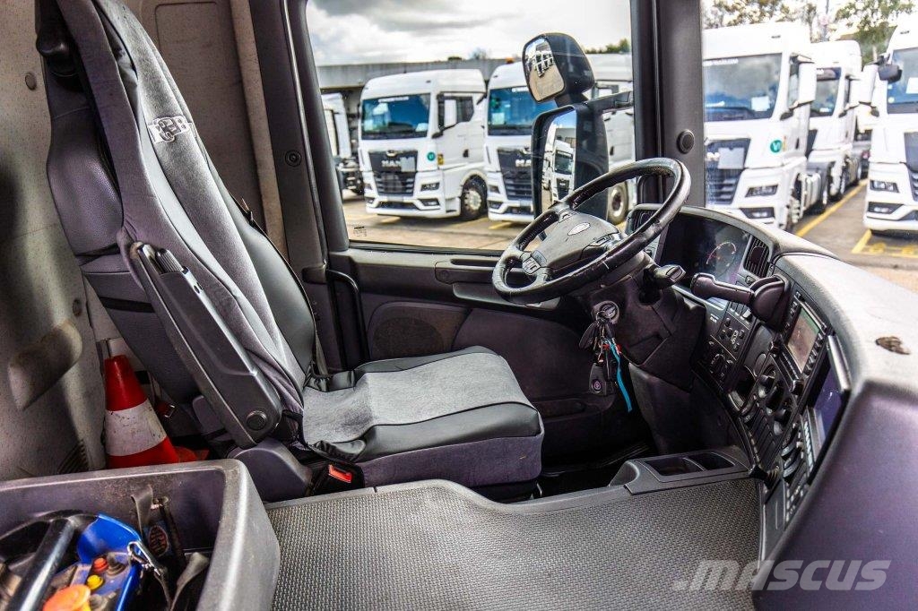 Scania P410 - HMF 2620-K5 Camion benne