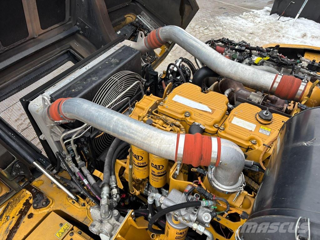CAT 745 6x6 FIRST REG 11.2020 / AC / BOX L=5762 mm Zglobni demperji