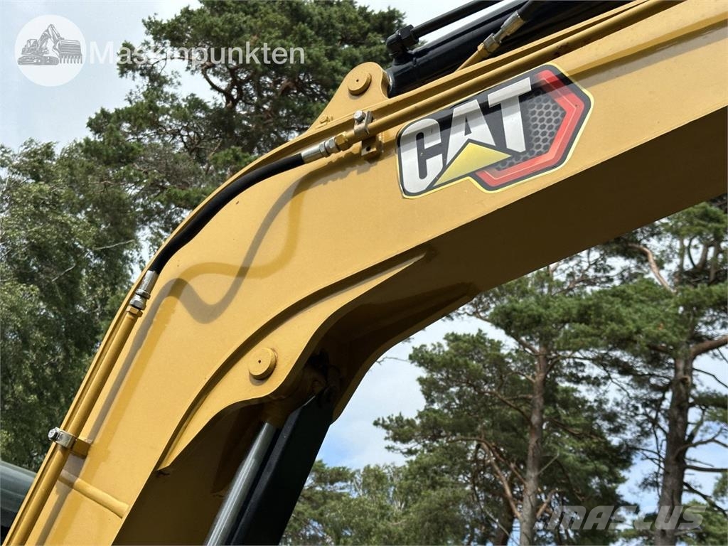 CAT 306 E Paletli ekskavatörler