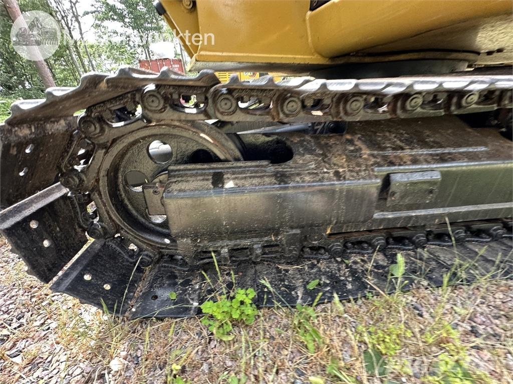 CAT 306 E Paletli ekskavatörler