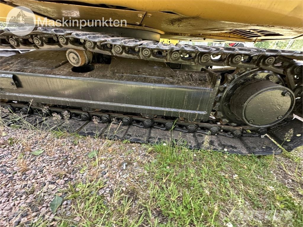 CAT 306 E Paletli ekskavatörler