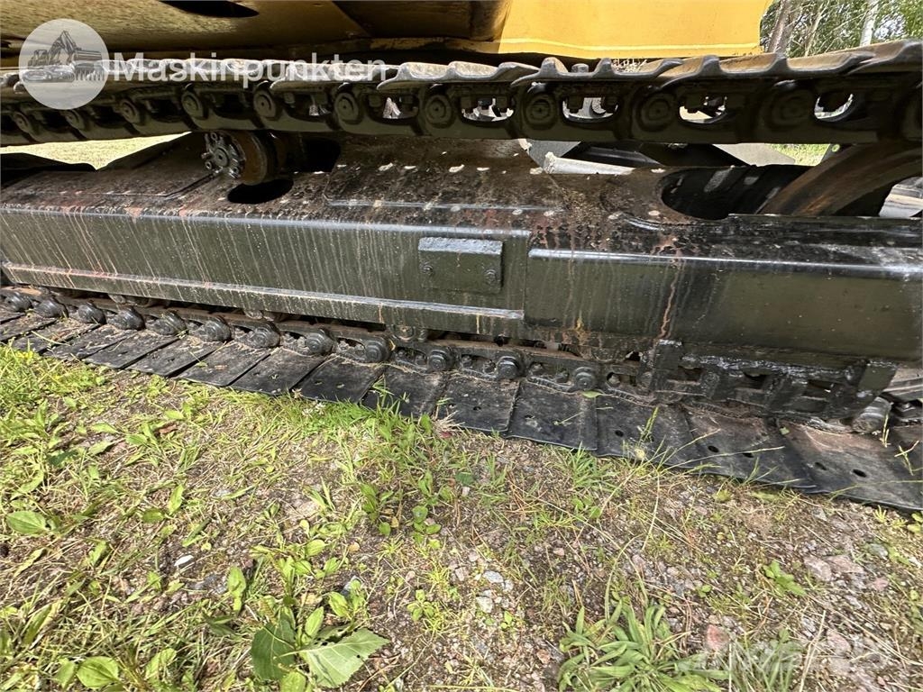 CAT 306 E Paletli ekskavatörler