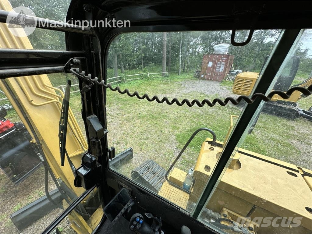 CAT 306 E Paletli ekskavatörler