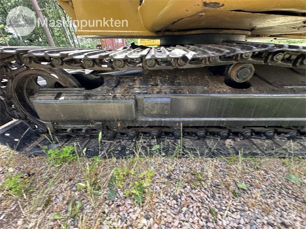 CAT 306 E Paletli ekskavatörler