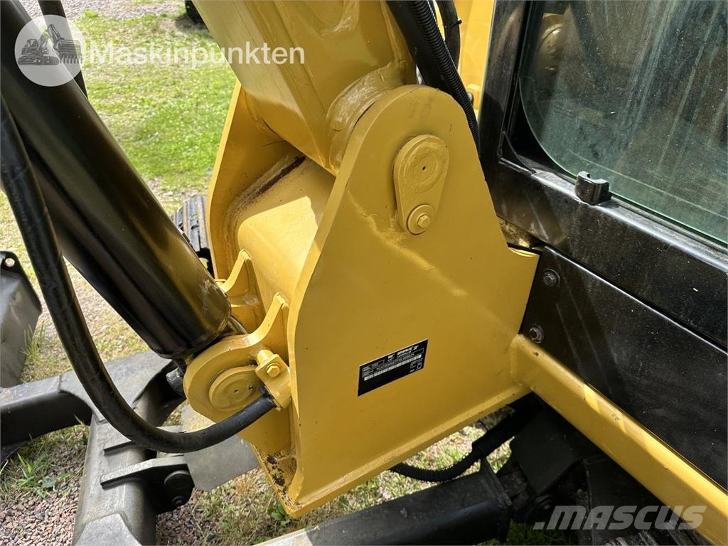 CAT 306 E Paletli ekskavatörler
