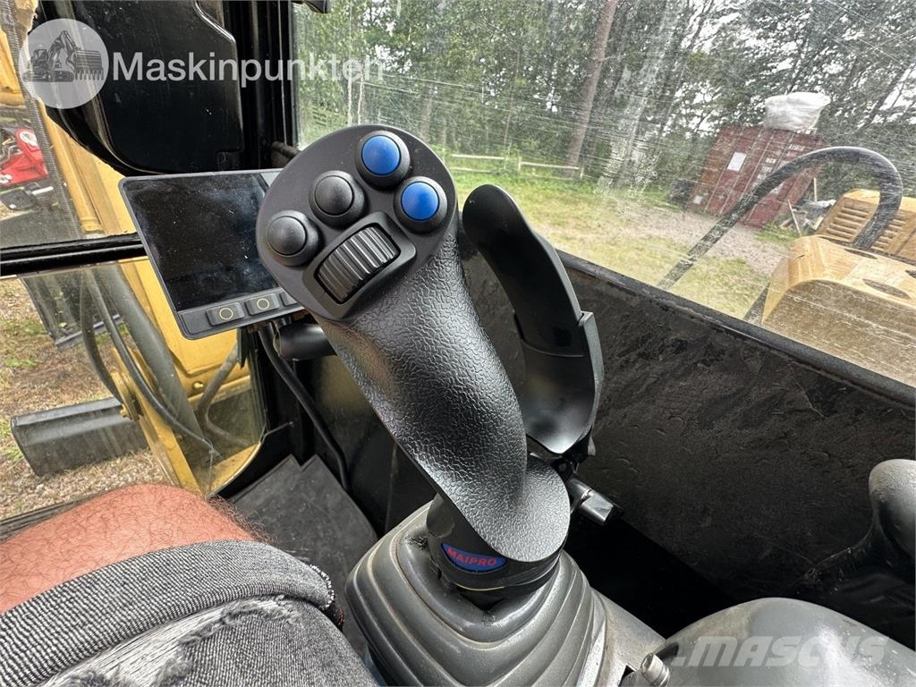 CAT 306 E Paletli ekskavatörler