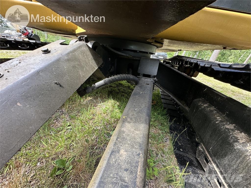 CAT 306 E Paletli ekskavatörler