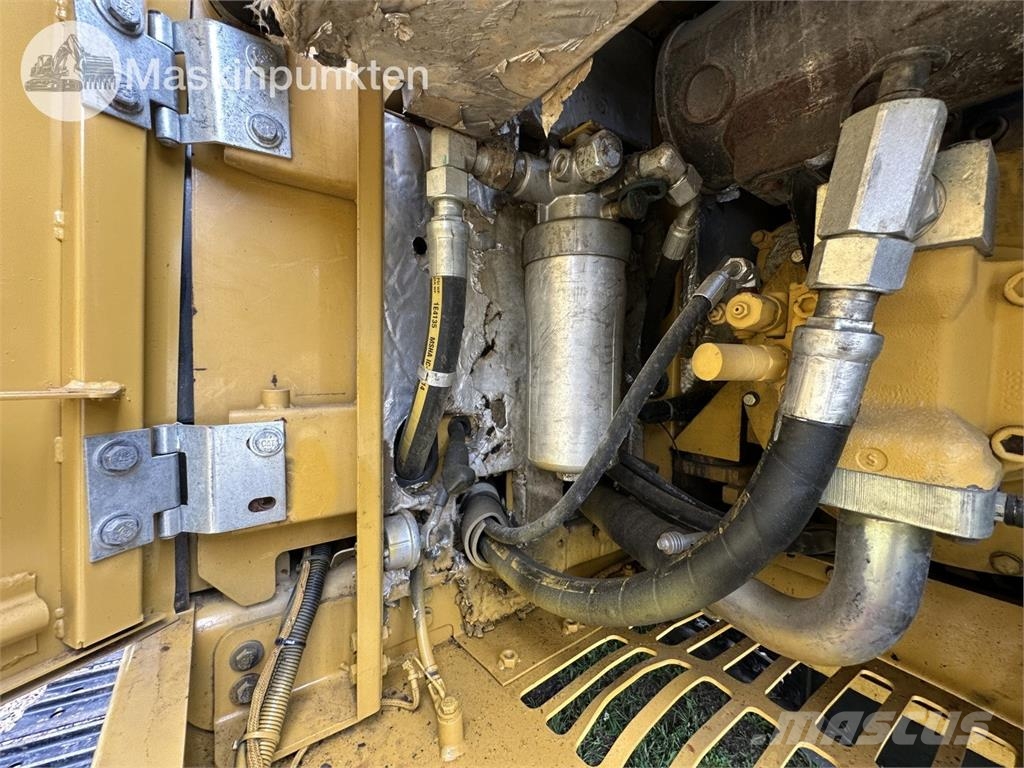 CAT 306 E Paletli ekskavatörler