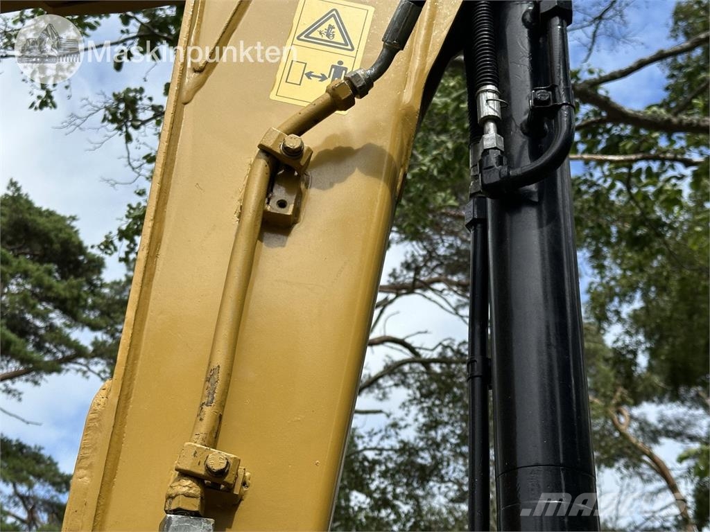 CAT 306 E Paletli ekskavatörler