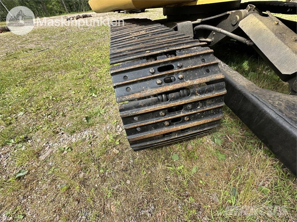 CAT 306 E Paletli ekskavatörler