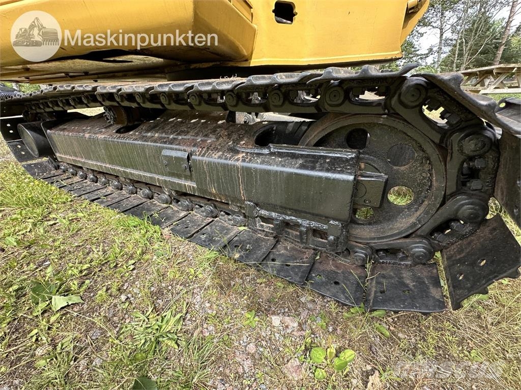 CAT 306 E Paletli ekskavatörler