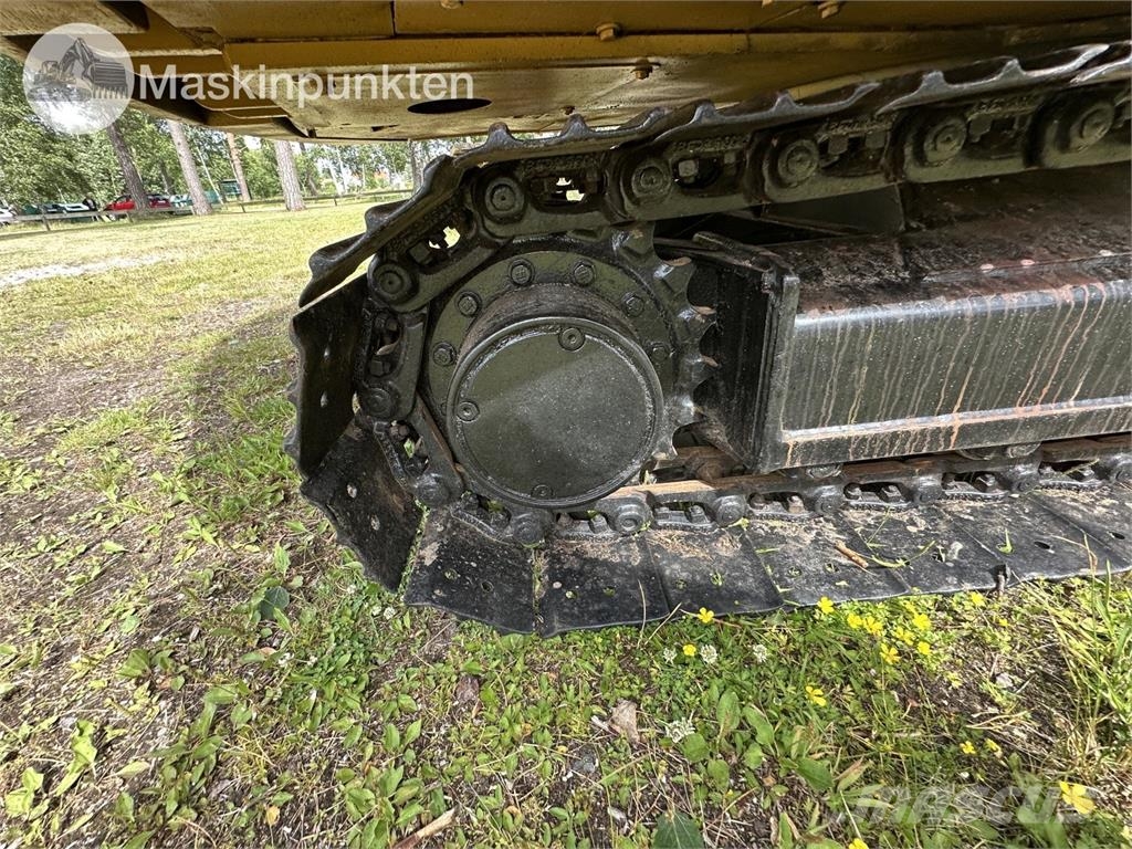 CAT 306 E Paletli ekskavatörler