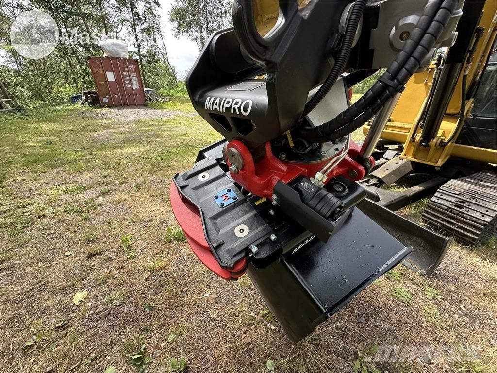 CAT 306 E Paletli ekskavatörler