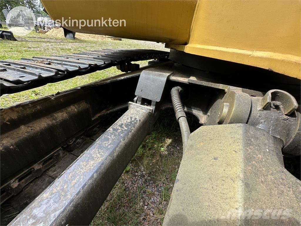 CAT 306 E Paletli ekskavatörler