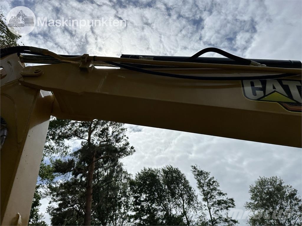 CAT 306 E Paletli ekskavatörler