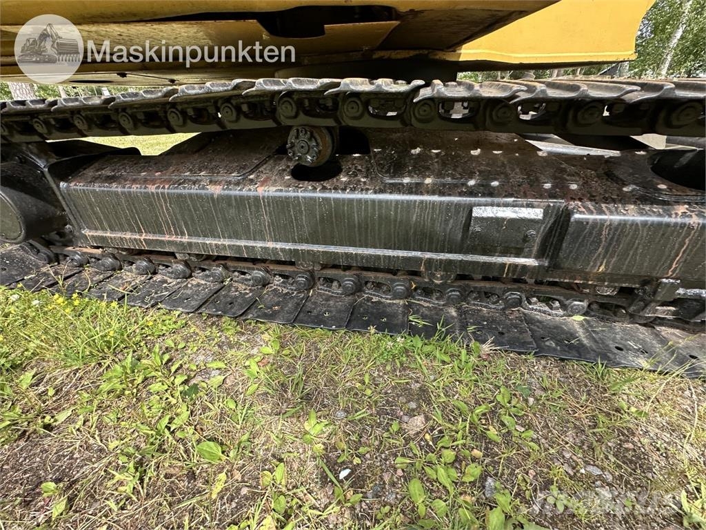 CAT 306 E Paletli ekskavatörler