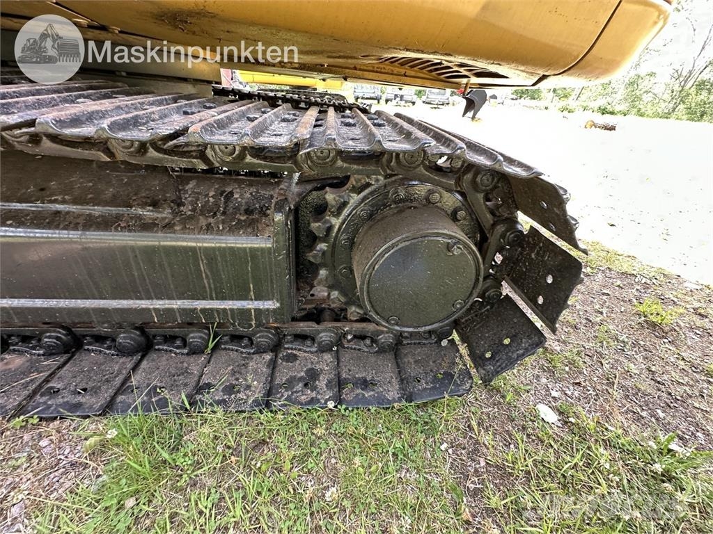 CAT 306 E Paletli ekskavatörler
