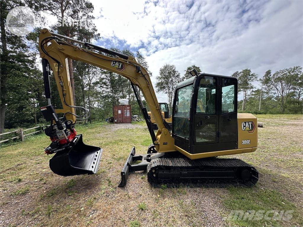 CAT 306 E Paletli ekskavatörler