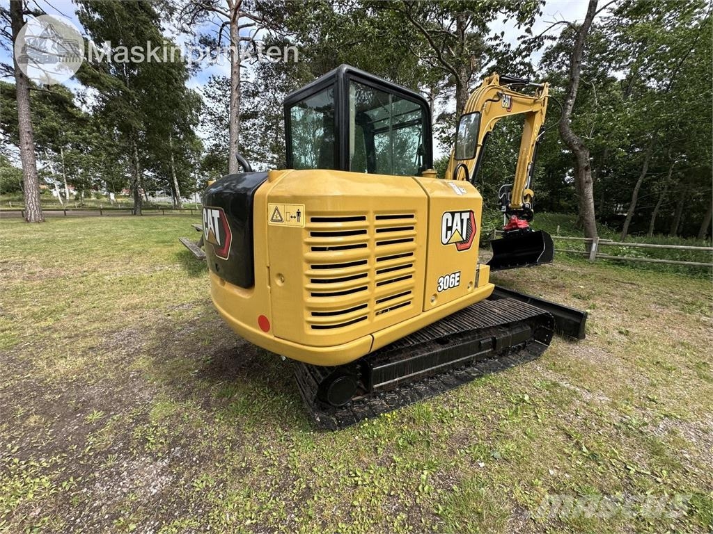 CAT 306 E Paletli ekskavatörler