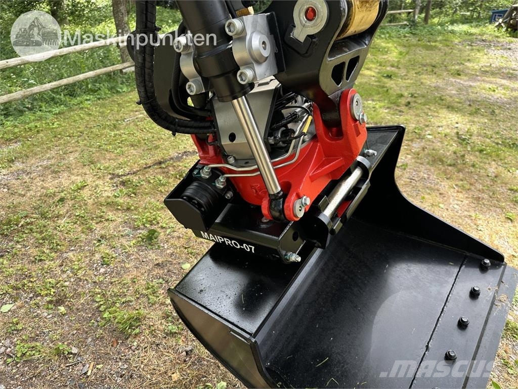 CAT 306 E Paletli ekskavatörler
