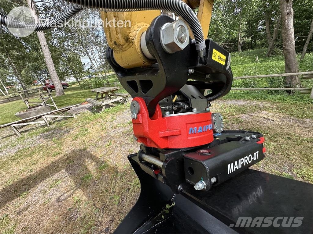 CAT 306 E Paletli ekskavatörler