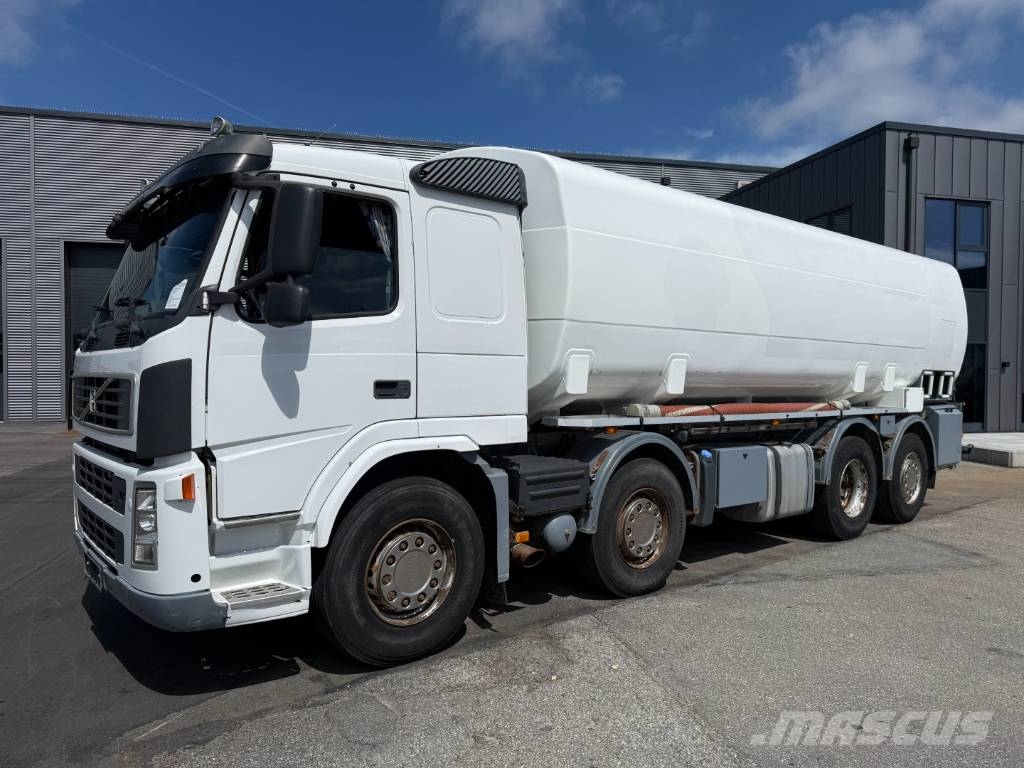Volvo FM440 8x2*6 24.000 l. ADR Petrol / Diesel Camiones cisternas
