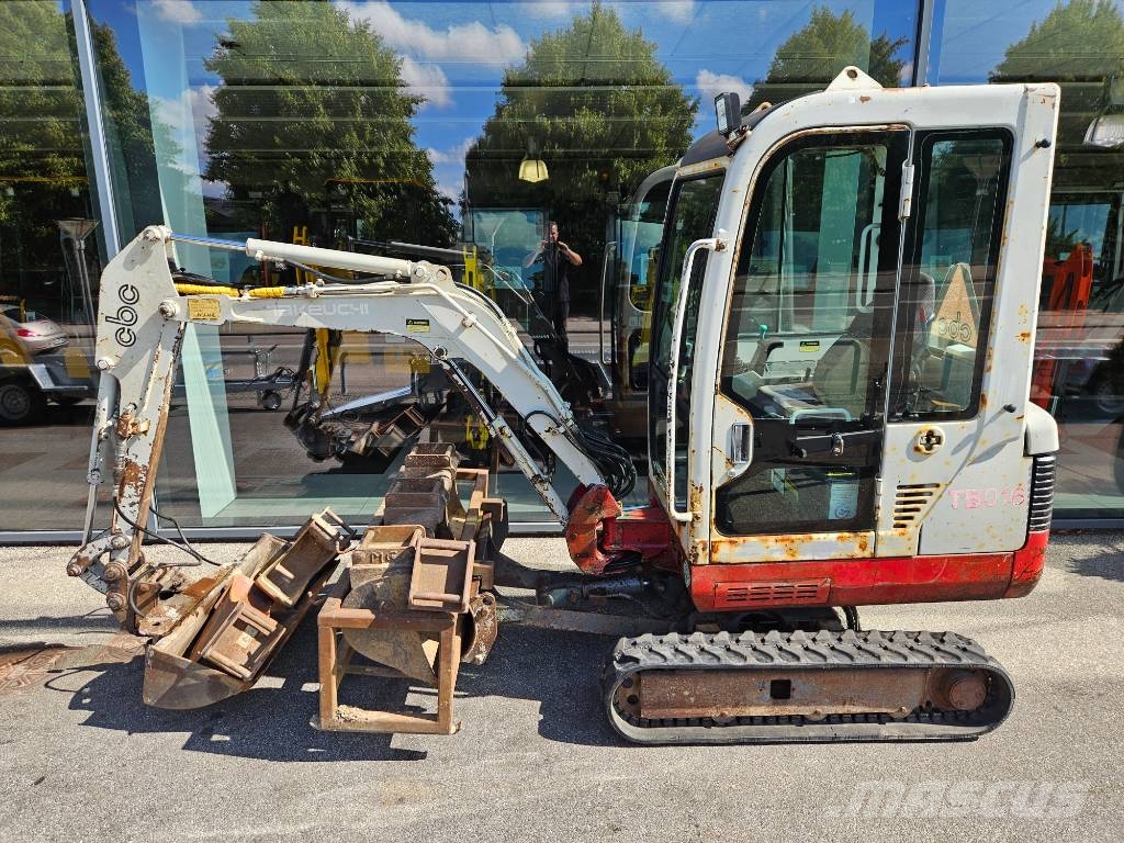 Takeuchi TB 016 Mini bageri <7t