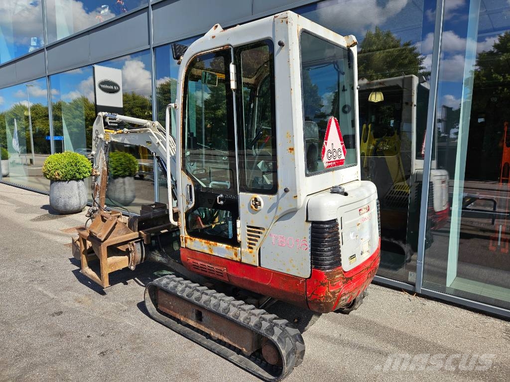 Takeuchi TB 016 Mini bageri <7t