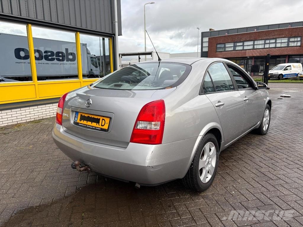 Nissan Primera 1.8 L + MANUAL + AIR CONDITIONING Automobili