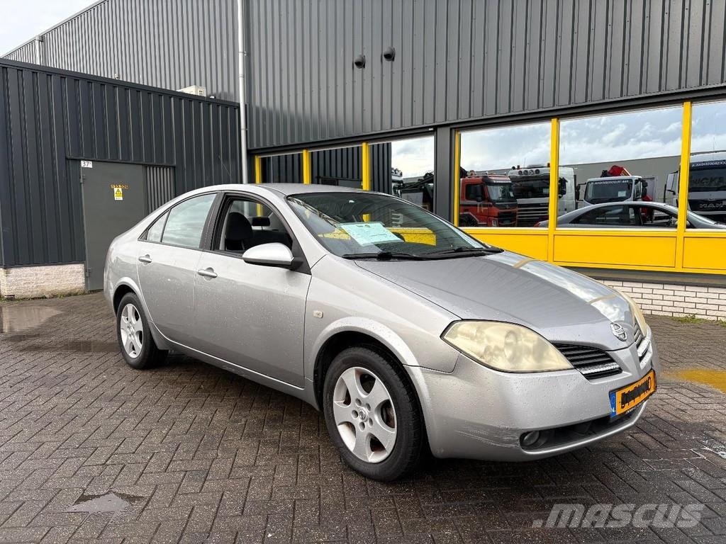 Nissan Primera 1.8 L + MANUAL + AIR CONDITIONING Automobili