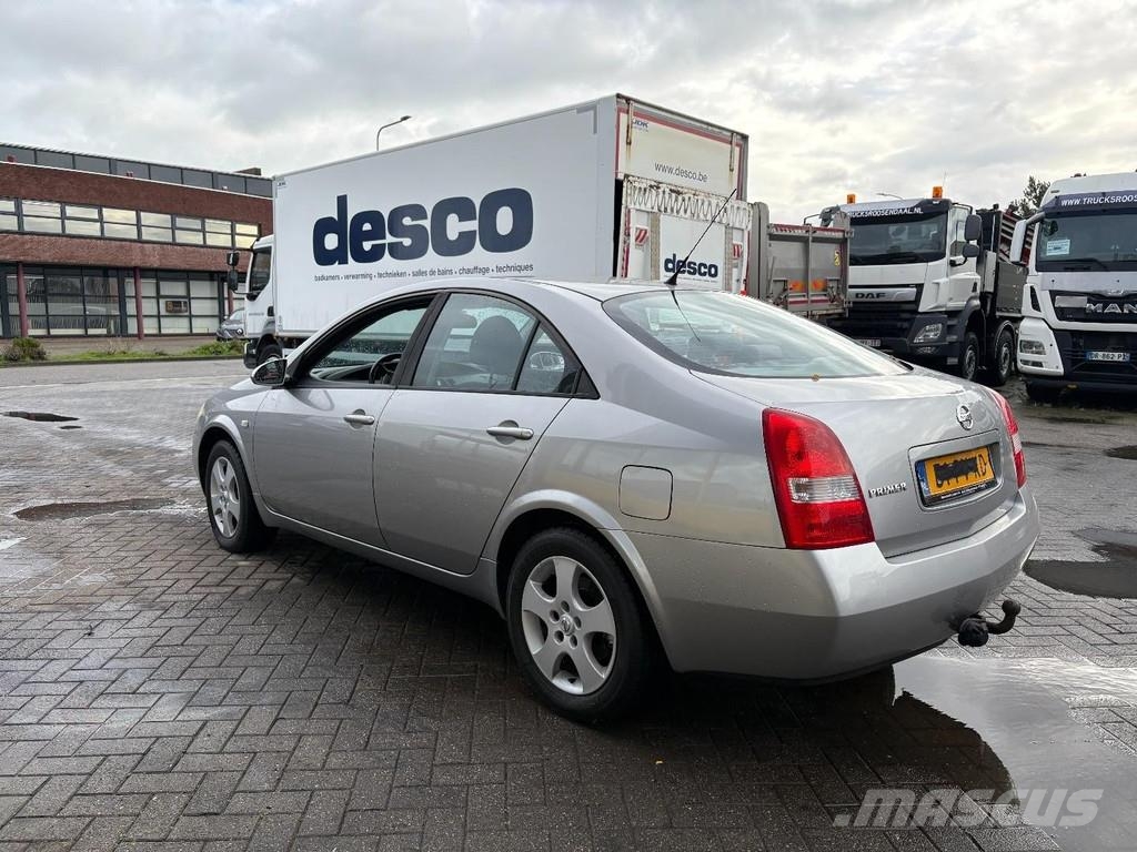Nissan Primera 1.8 L + MANUAL + AIR CONDITIONING Automobili