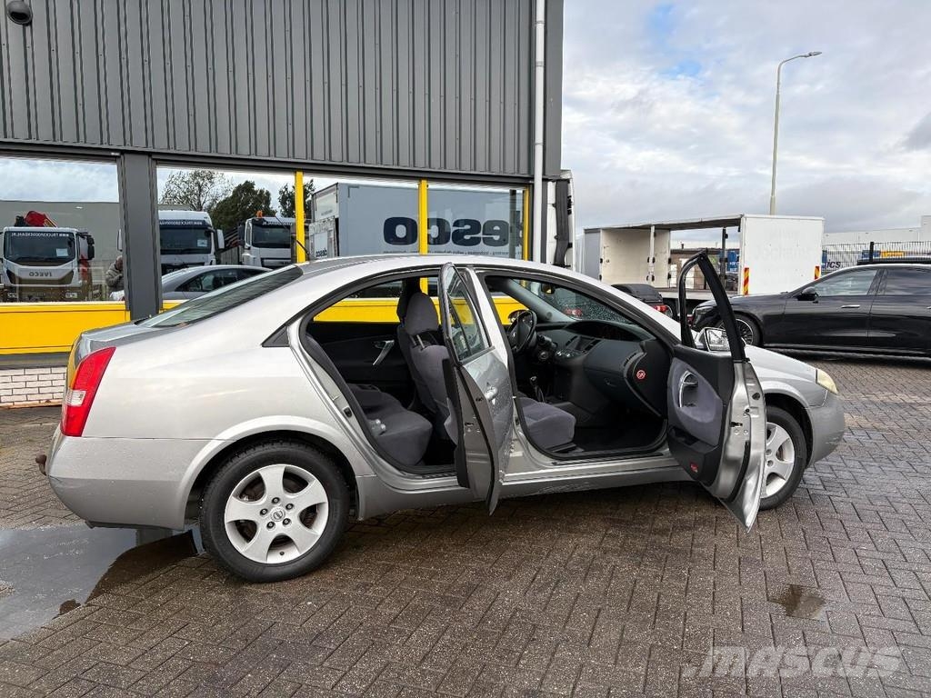 Nissan Primera 1.8 L + MANUAL + AIR CONDITIONING Automobili