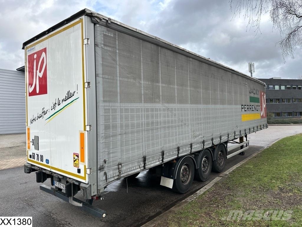 Fruehauf Tautliner Lift axle Schuifzeilen