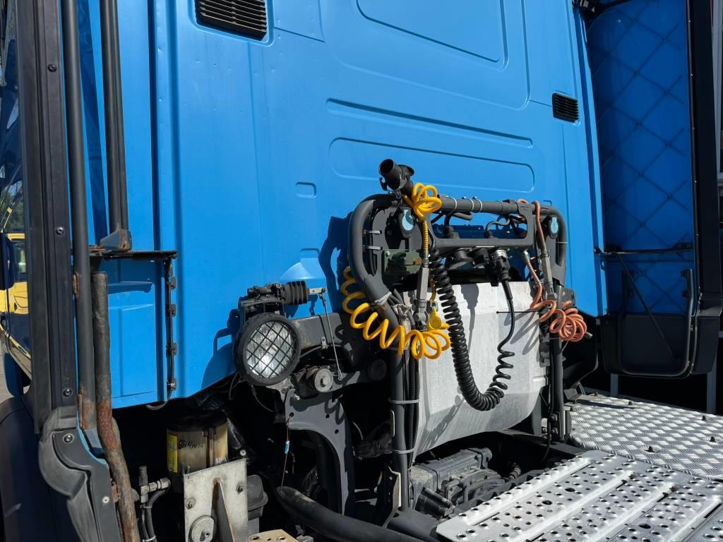 Scania R520 LA Naudoti vilkikai