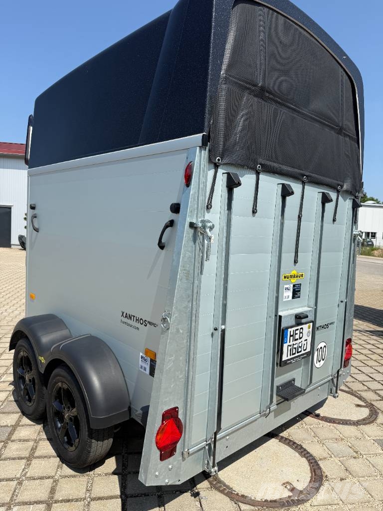 Humbaur Xanthos AERO 2700 Pferdeanhänger Dyretransport tilhenger