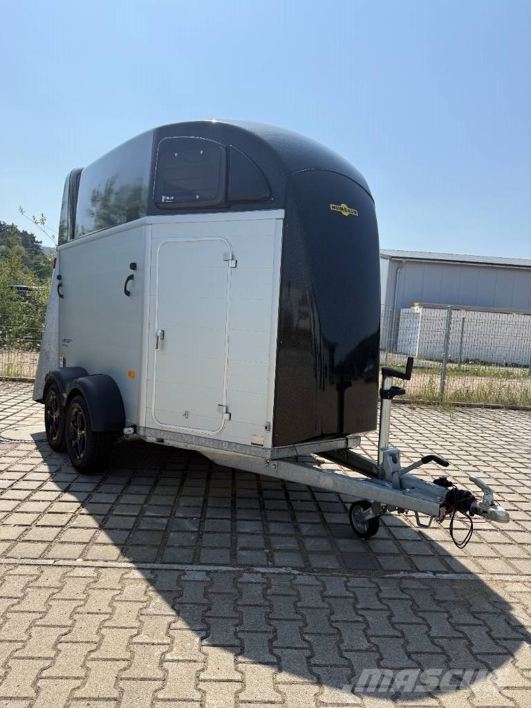 Humbaur Xanthos AERO 2700 Pferdeanhänger Dyretransport tilhenger