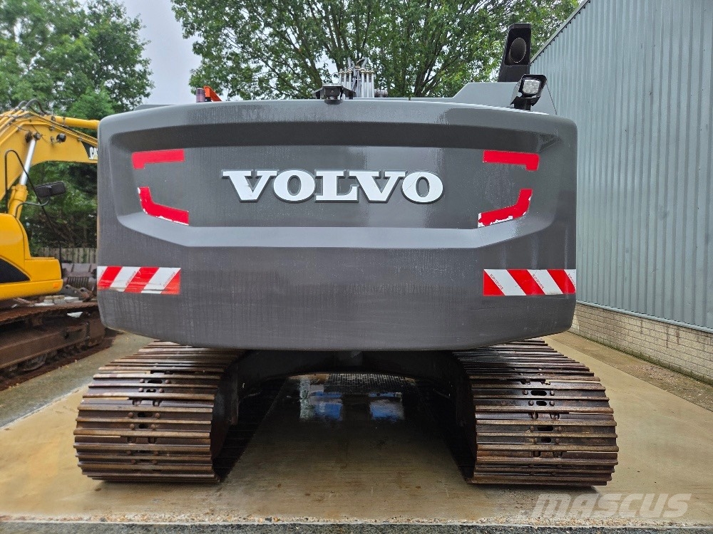 Volvo EC300EL 履带挖掘机