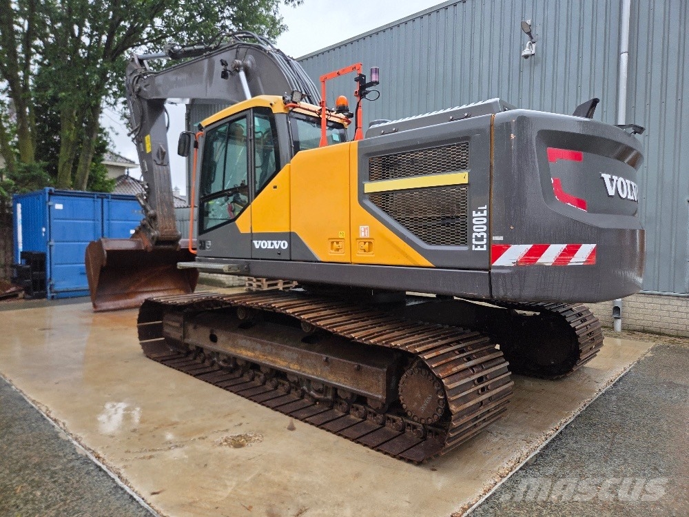 Volvo EC300EL 履带挖掘机