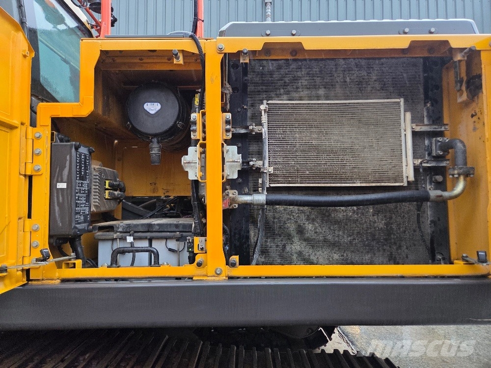 Volvo EC300EL 履带挖掘机