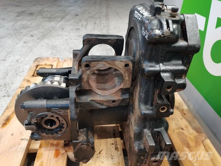 Weidemann T 6027 {12X32 Carraro 26.16} main transmission Μετάδοση κίνησης