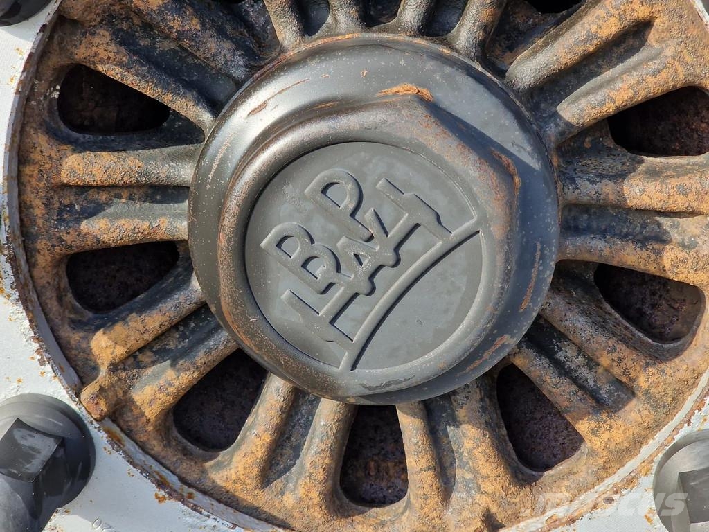 Krone SD Tautliner - BPW Axle - Lift axle Polprikolice s ponjavo