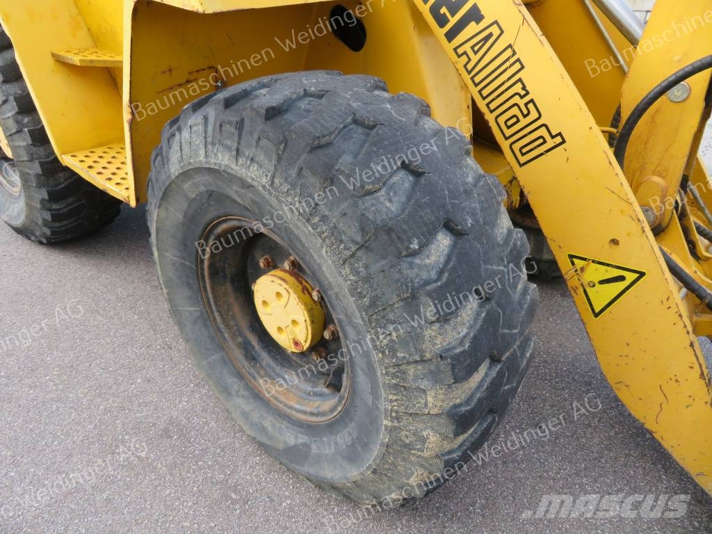 Kramer 620 Iekrāvēji uz riteņiem