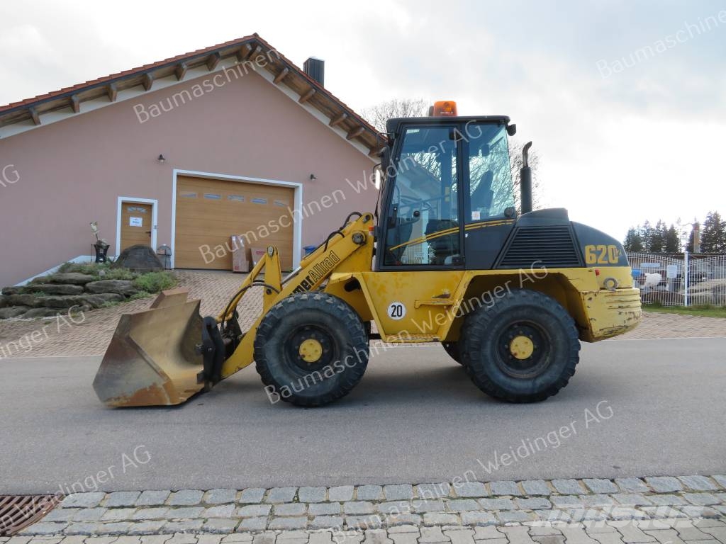 Kramer 620 Iekrāvēji uz riteņiem