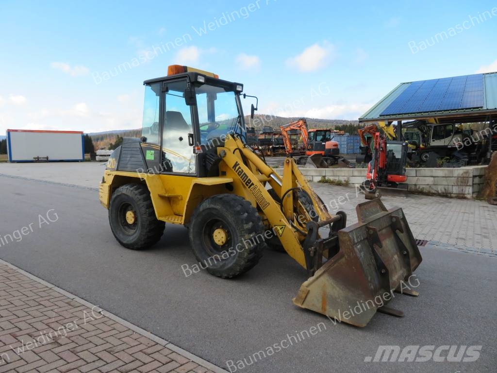 Kramer 620 Iekrāvēji uz riteņiem
