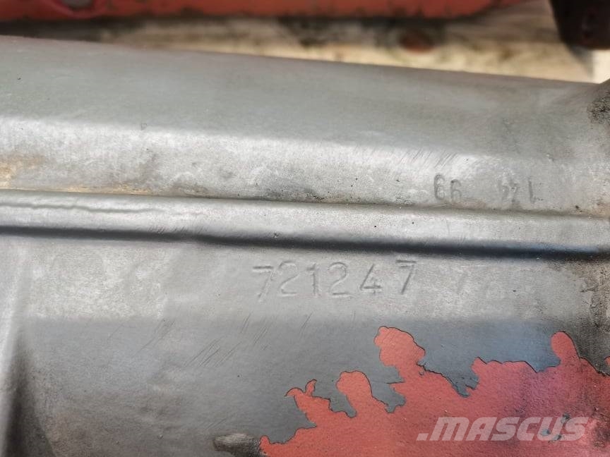 Volvo EW 160B axles 4472 417 059A} 軸