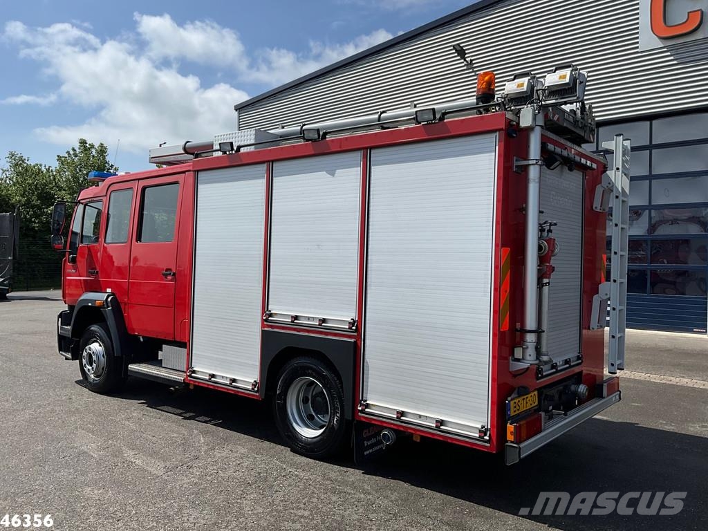 MAN TGL 14.250 Feuerwehr / materiaalwagen met Waterpom Camiones de bomberos