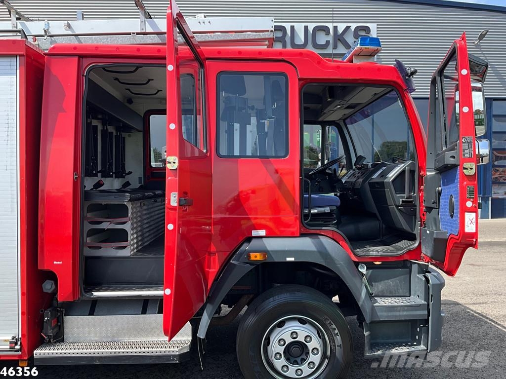 MAN TGL 14.250 Feuerwehr / materiaalwagen met Waterpom Camiones de bomberos
