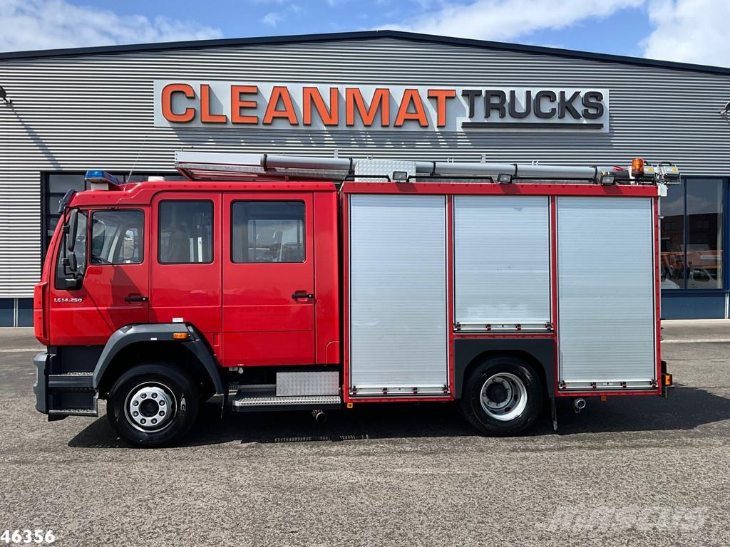 MAN TGL 14.250 Feuerwehr / materiaalwagen met Waterpom Camiones de bomberos