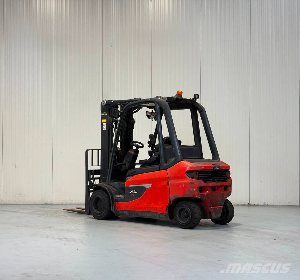 Linde E35L Chariots élévateurs électriques